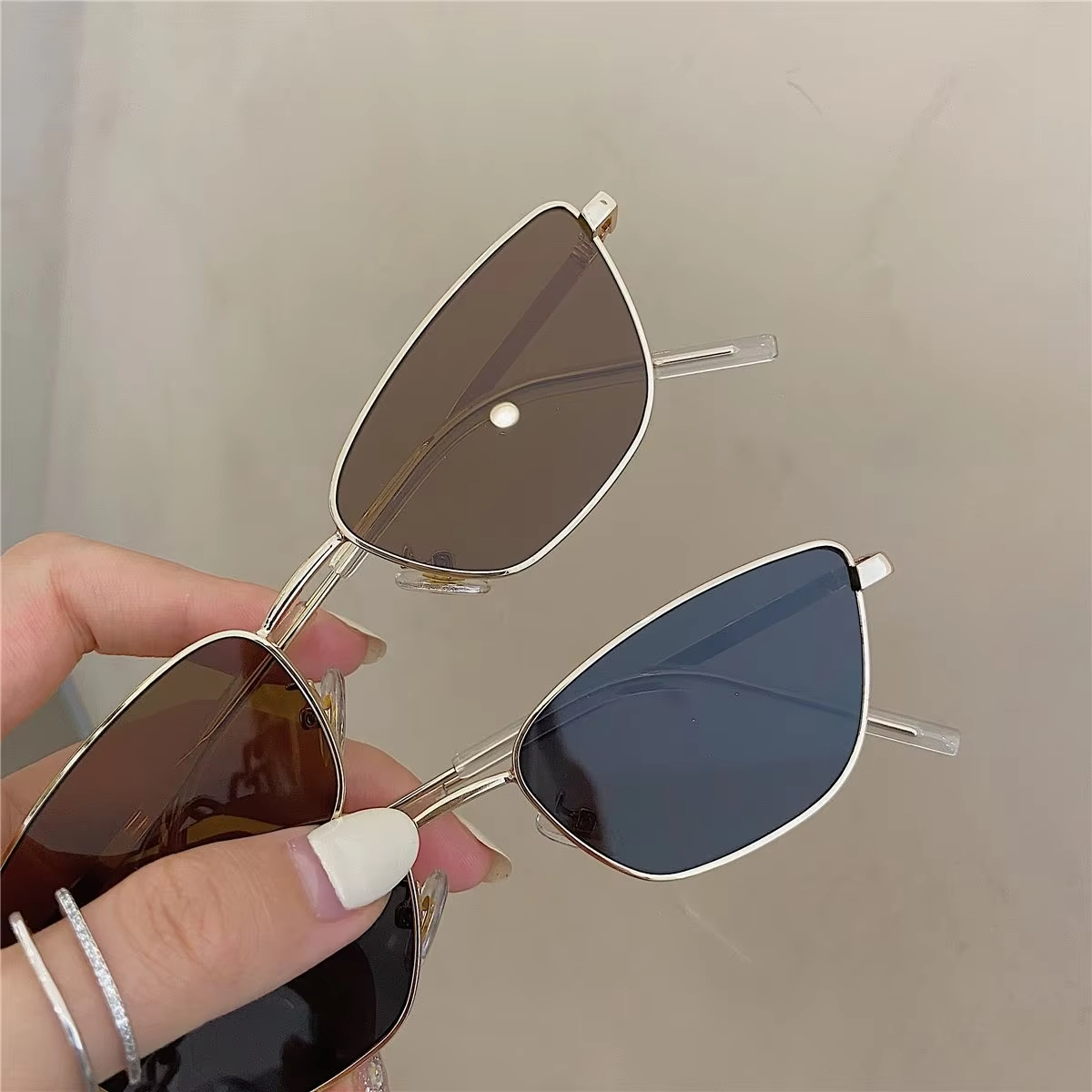 Modieuze Cat Eye zonnebrillen  - Metal Photo Panel recensie en prijs